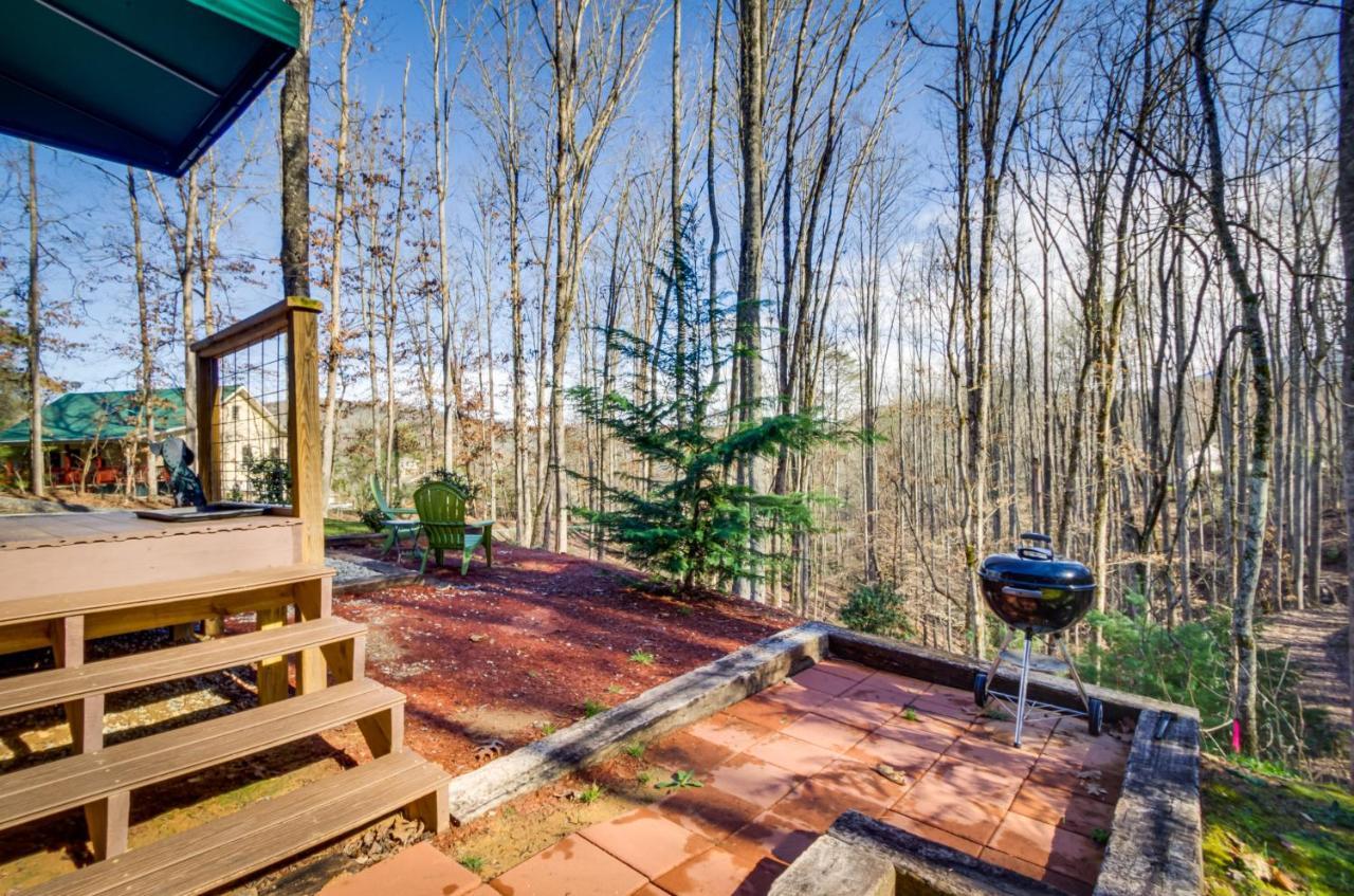 Superb Bryson City Studio Cabin With Hot Tub And Patio! Экстерьер фото