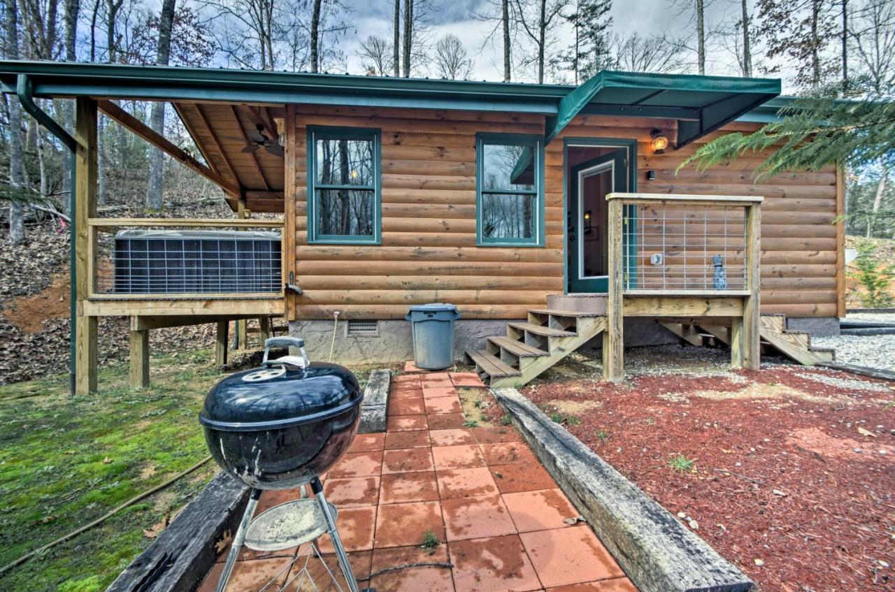 Superb Bryson City Studio Cabin With Hot Tub And Patio! Экстерьер фото